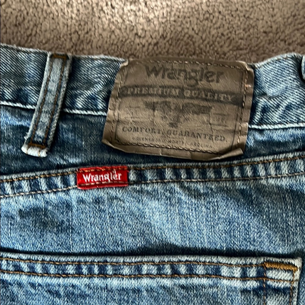 Wrangler Relaxed Blue Jeans Classic Denim - Picture 2 of 5